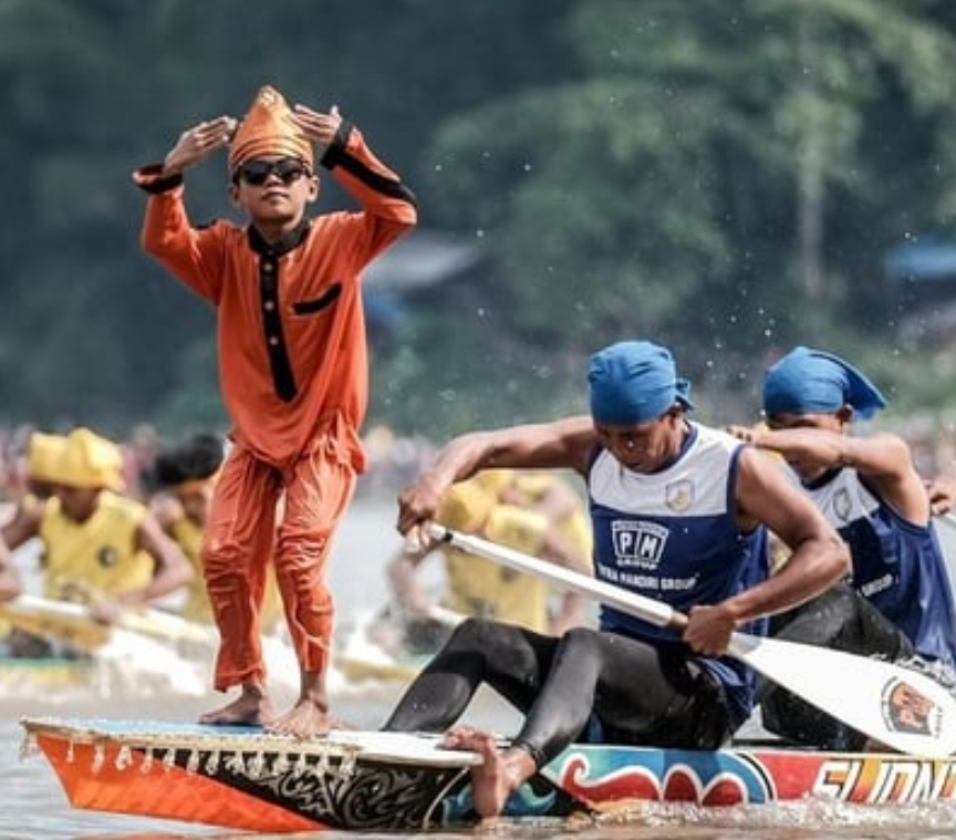 aura-farming-pacu-jalur-menjadi-trend-internasional