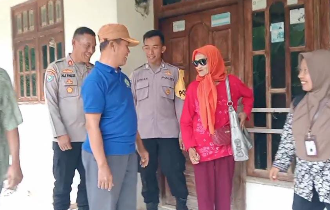nenek-latifah-dievakuasi-usai-3-tahun-hidup-sendiri